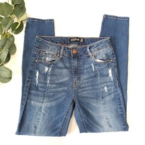 Design Lab Distressed Ankle Medium Wash Jeans